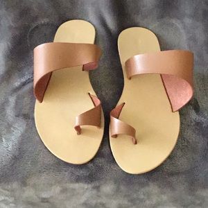 Flip flop sandals